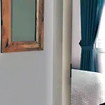 Beachfront Luxe Lägenhet