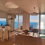 Lägenhet Beachfront Luxe