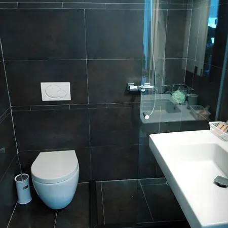 Beachfront Luxe Apartment