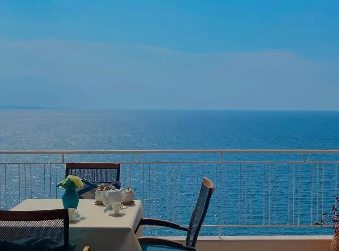 Lägenhet Beachfront Luxe *