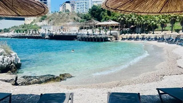 Beachfront Luxe Διαμέρισμα Σαράντα
